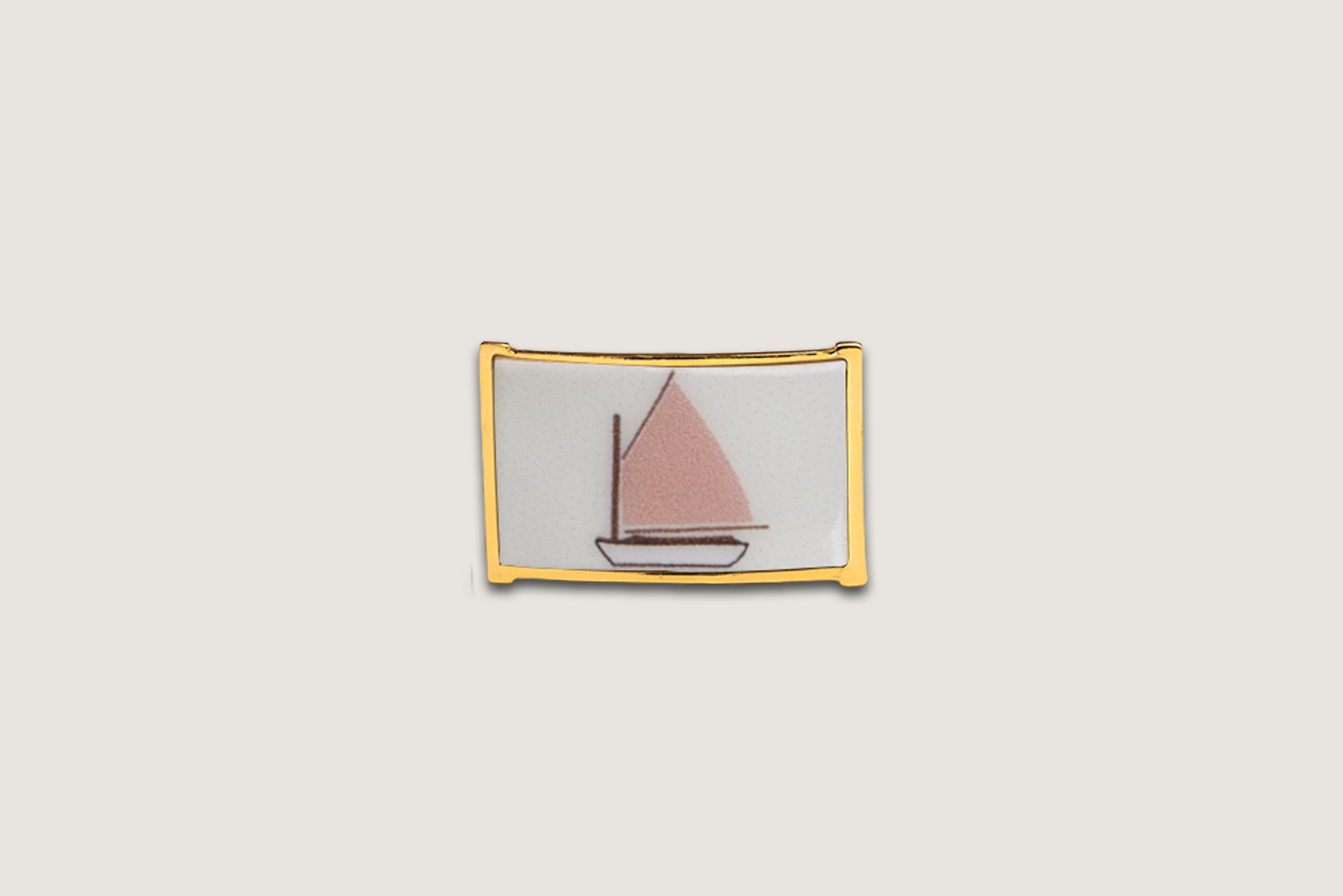 Red Sail - Rail White